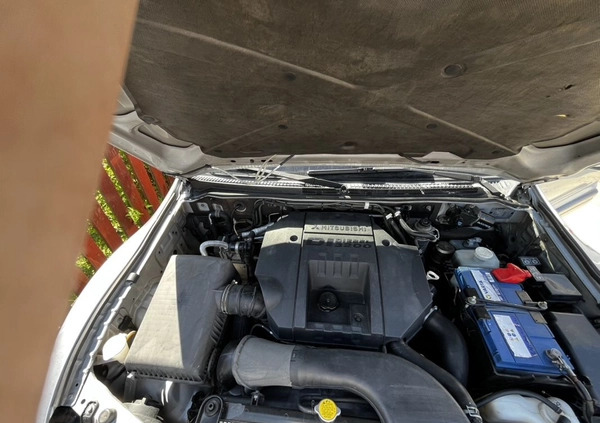Mitsubishi Pajero cena 38000 przebieg: 196000, rok produkcji 2006 z Żywiec małe 436